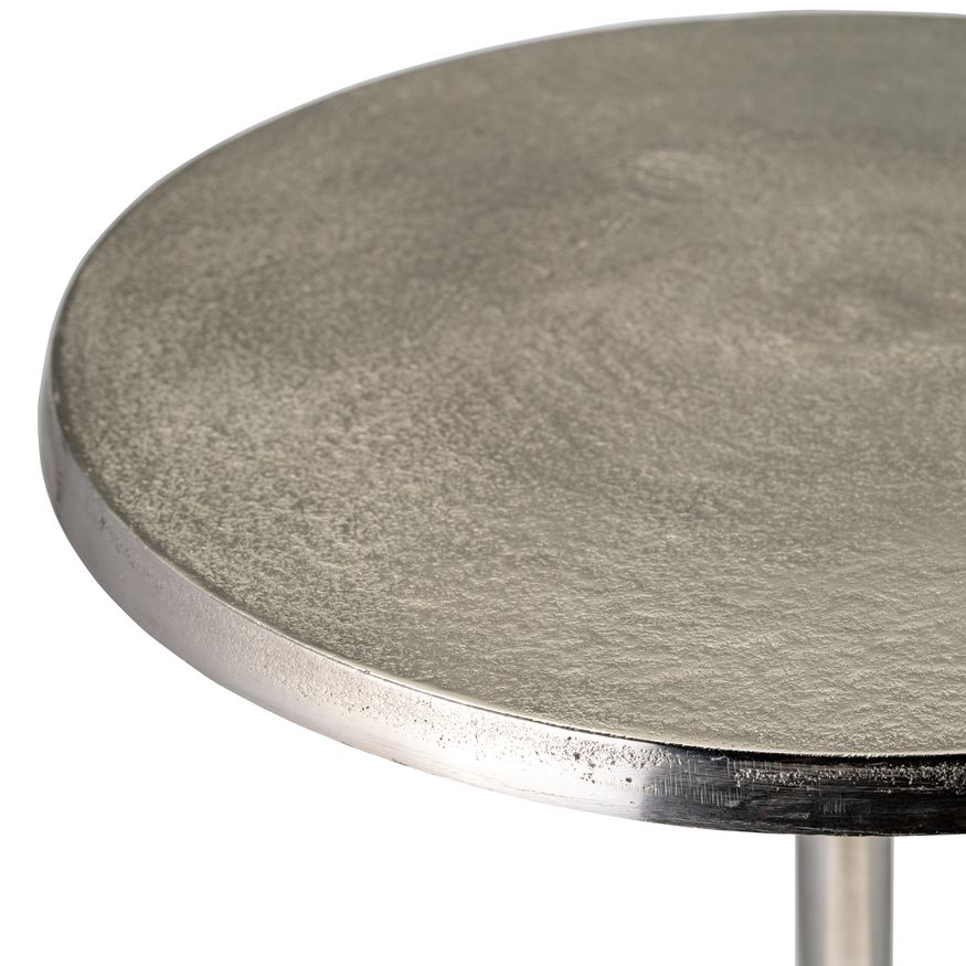 Sagebrook 15"/24" Metal Silver Pineapple Side Table - Silver