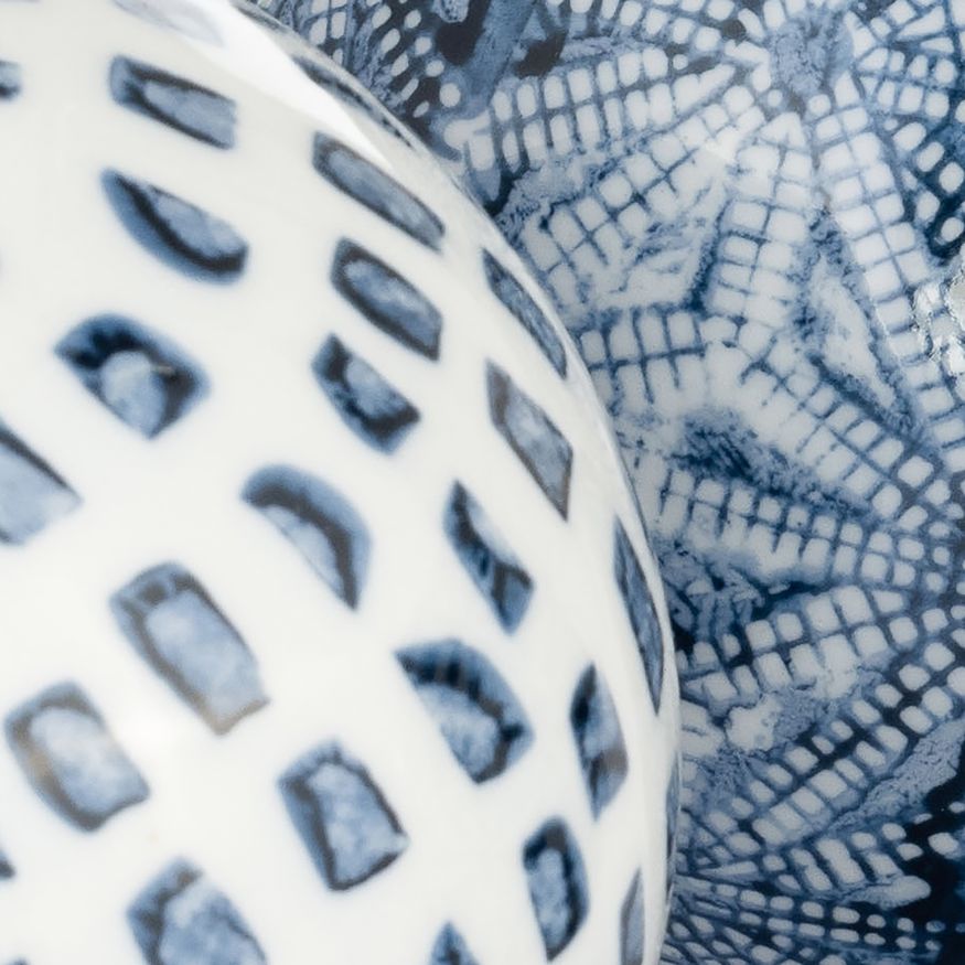 Sagebrook 4" Ceramic Boxed 3/a Painted Orbs - Blue/White