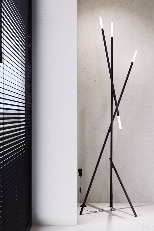 Sonneman Qux LED Floor Lamp - Satin Black
