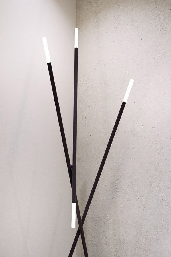 Sonneman Qux LED Floor Lamp - Satin Black