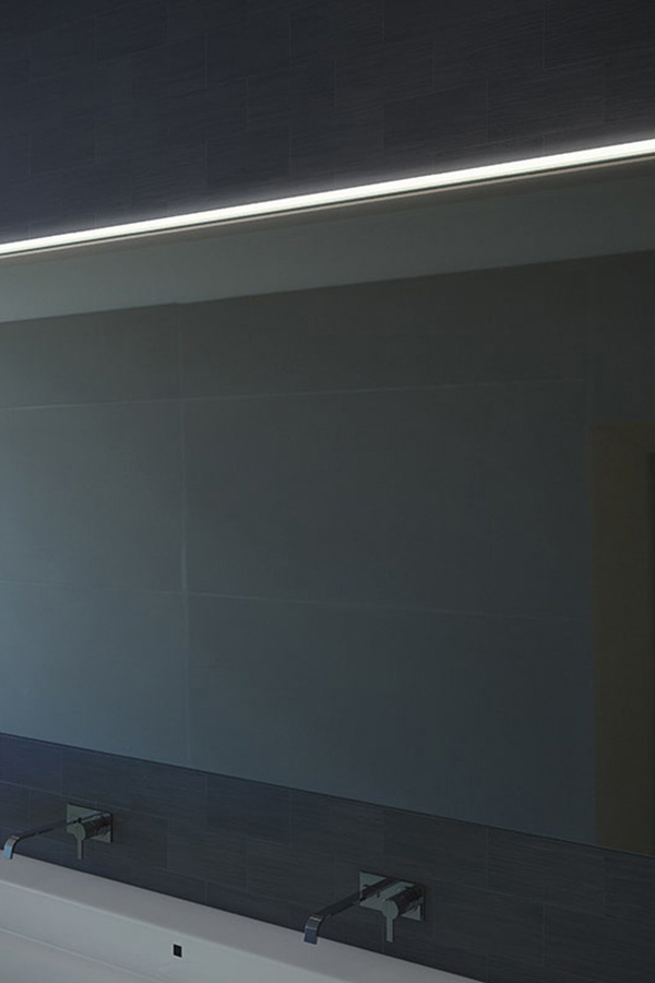 Sonneman Stiletto Lungo LED Wall Bar - Satin Black, 72"