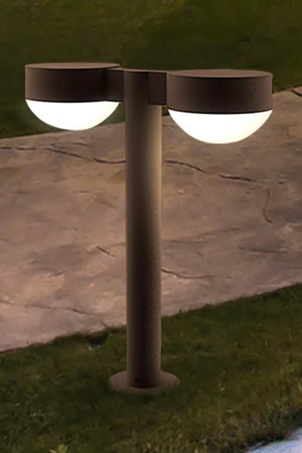 Sonneman REALS LED Double Bollard - Textured Gray, 22", Plate Caps and Clear Cylinder Lenses