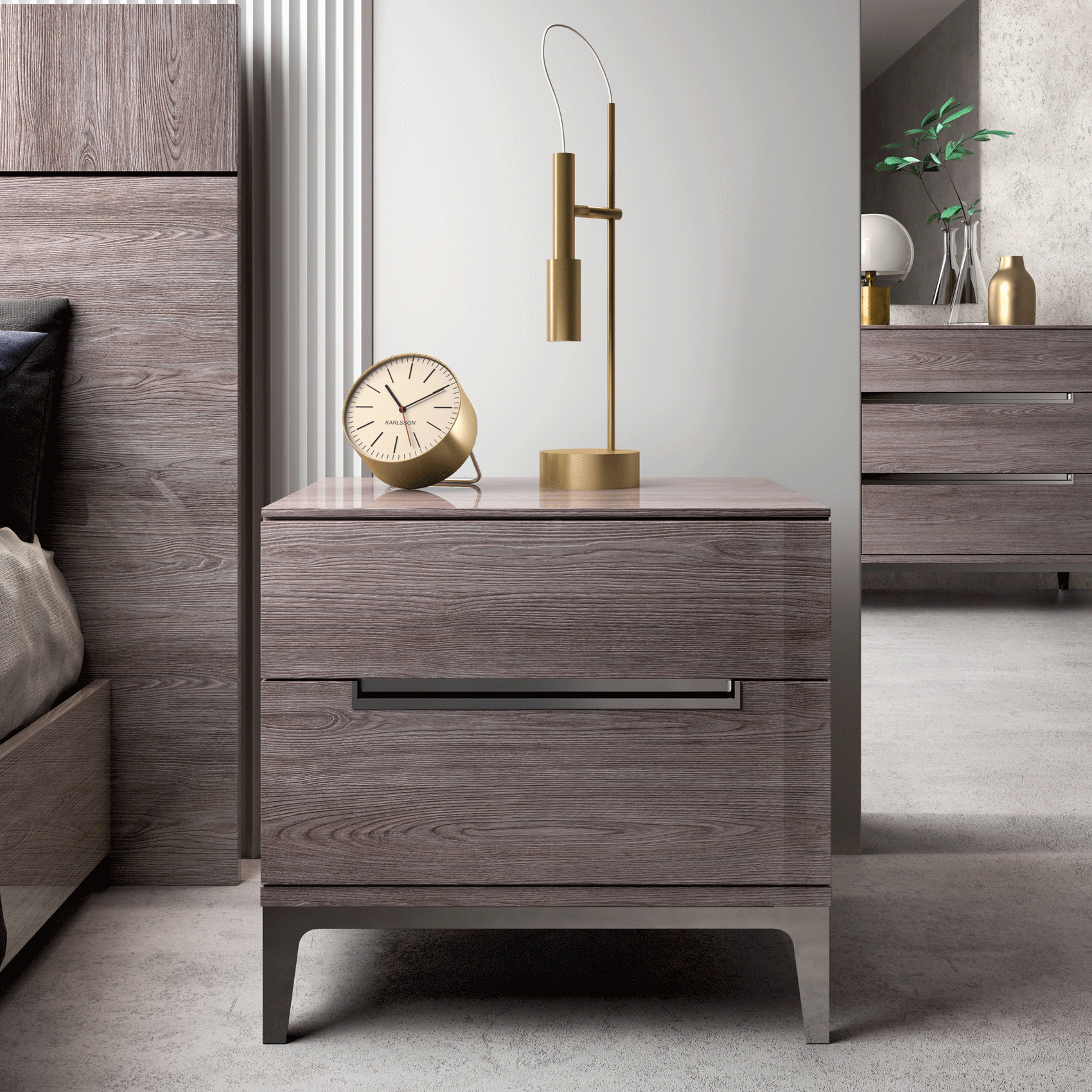 Status - Viola Queen Size Bed