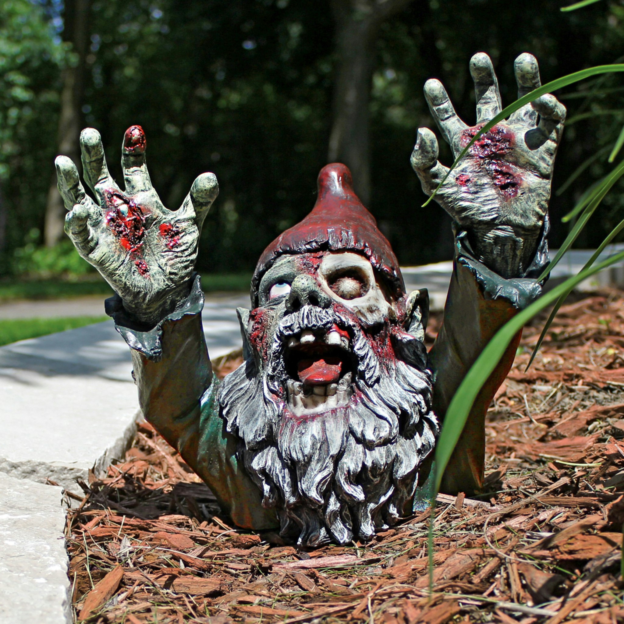 Toscano - Zombie Gnombie Statue