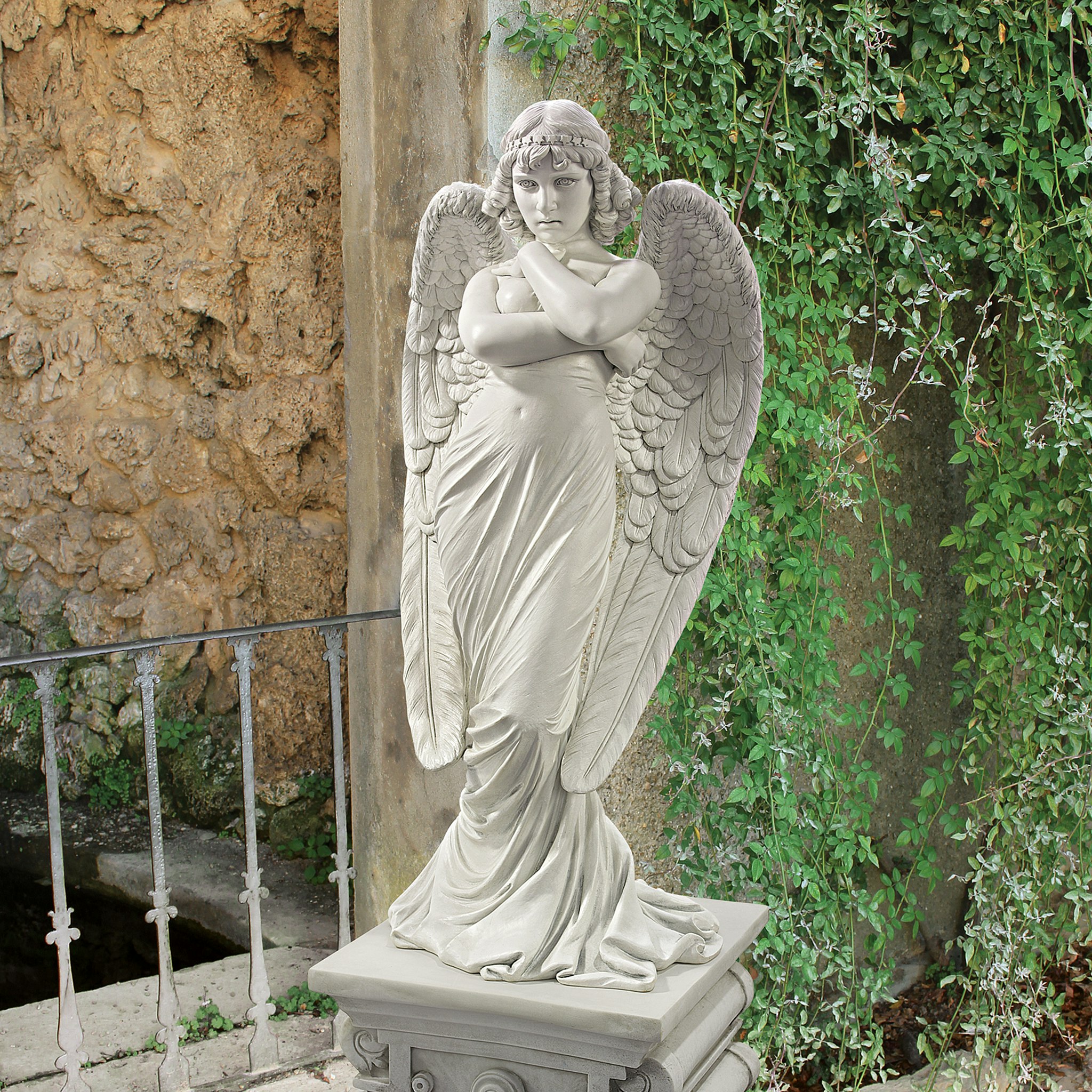 Toscano - Monteverde Angel Statue (1882)