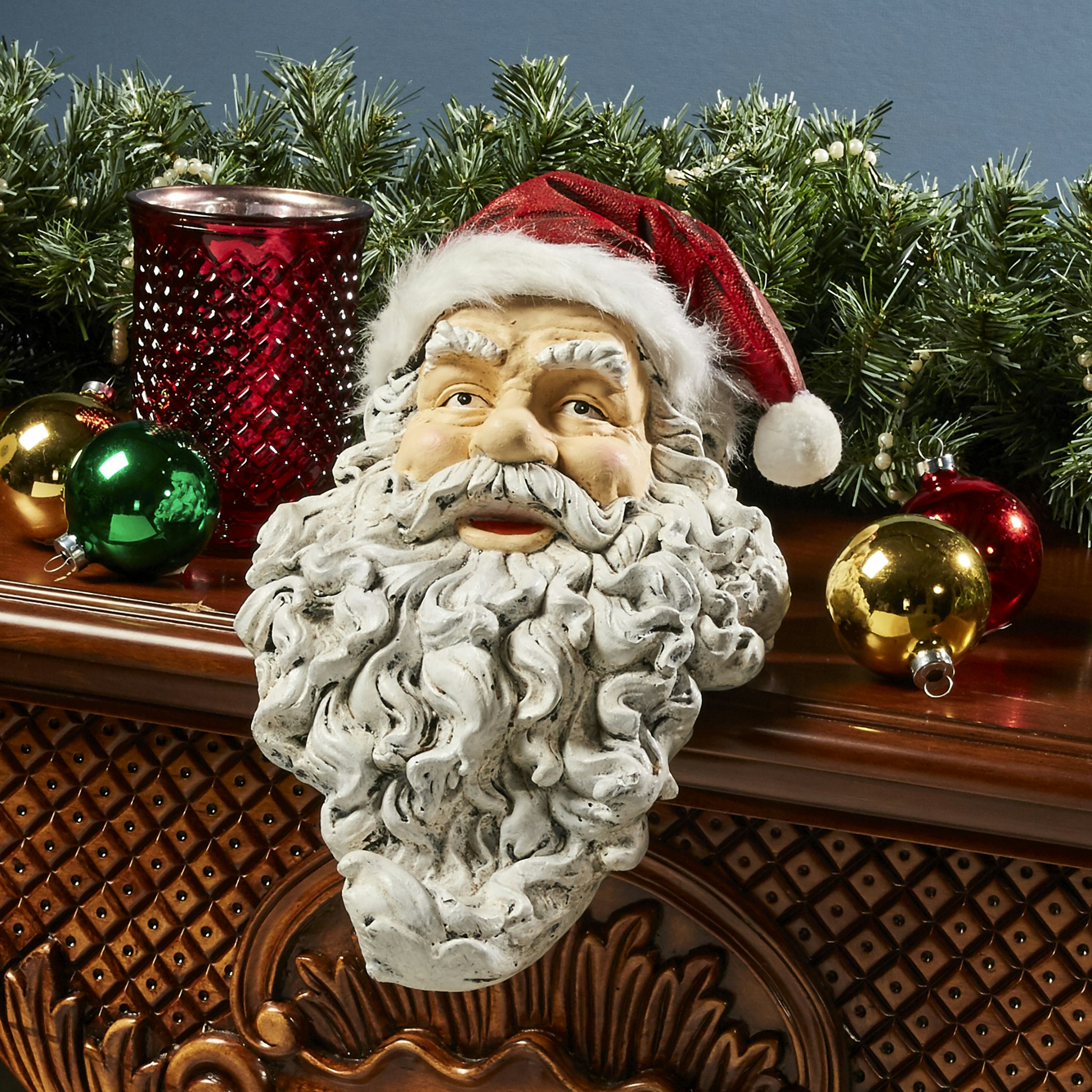 Toscano - Ho-Ho-Hold It Santa Mantel Stocking Holder Statue
