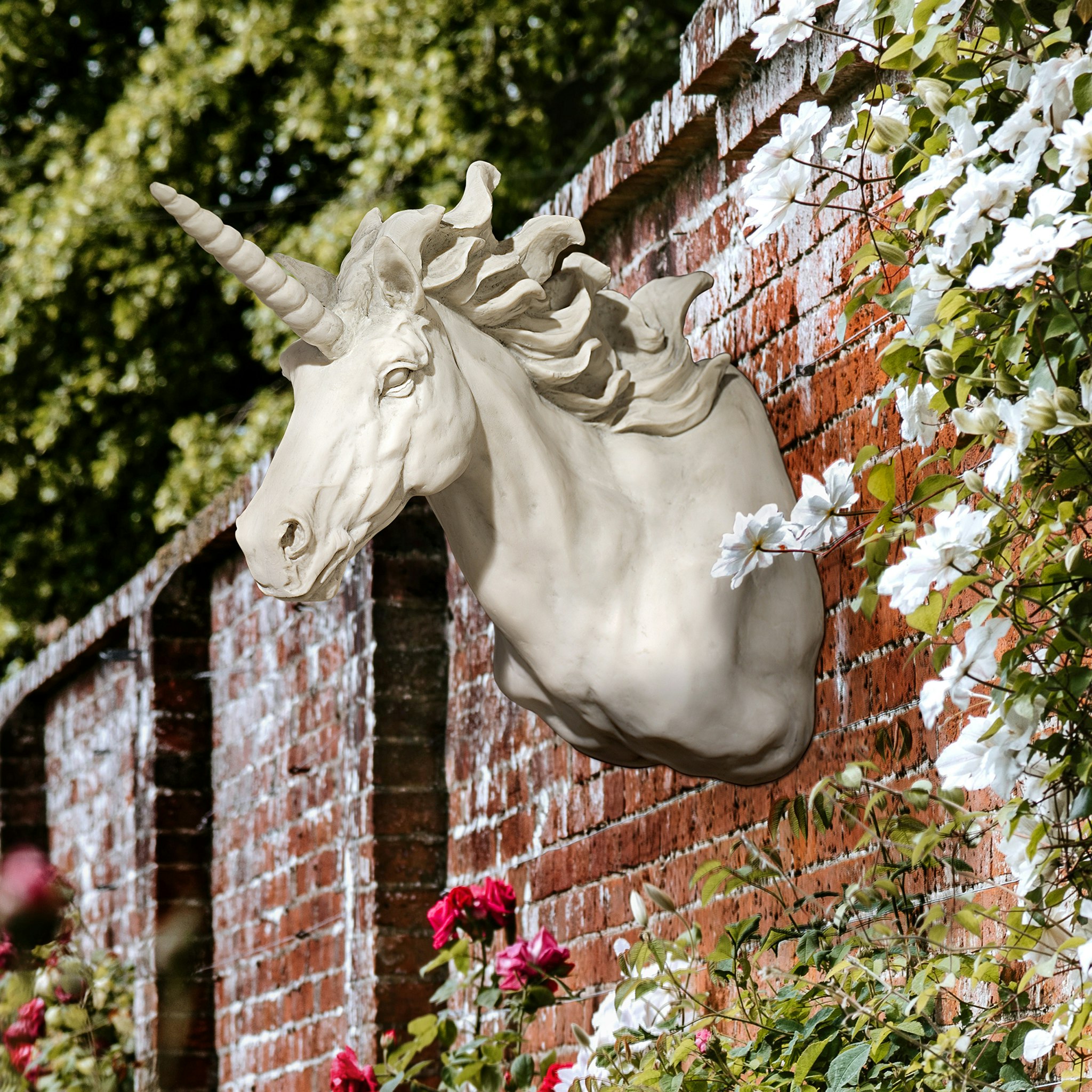 Toscano - Alicorn Unicorn Trophy Wall Sculpture