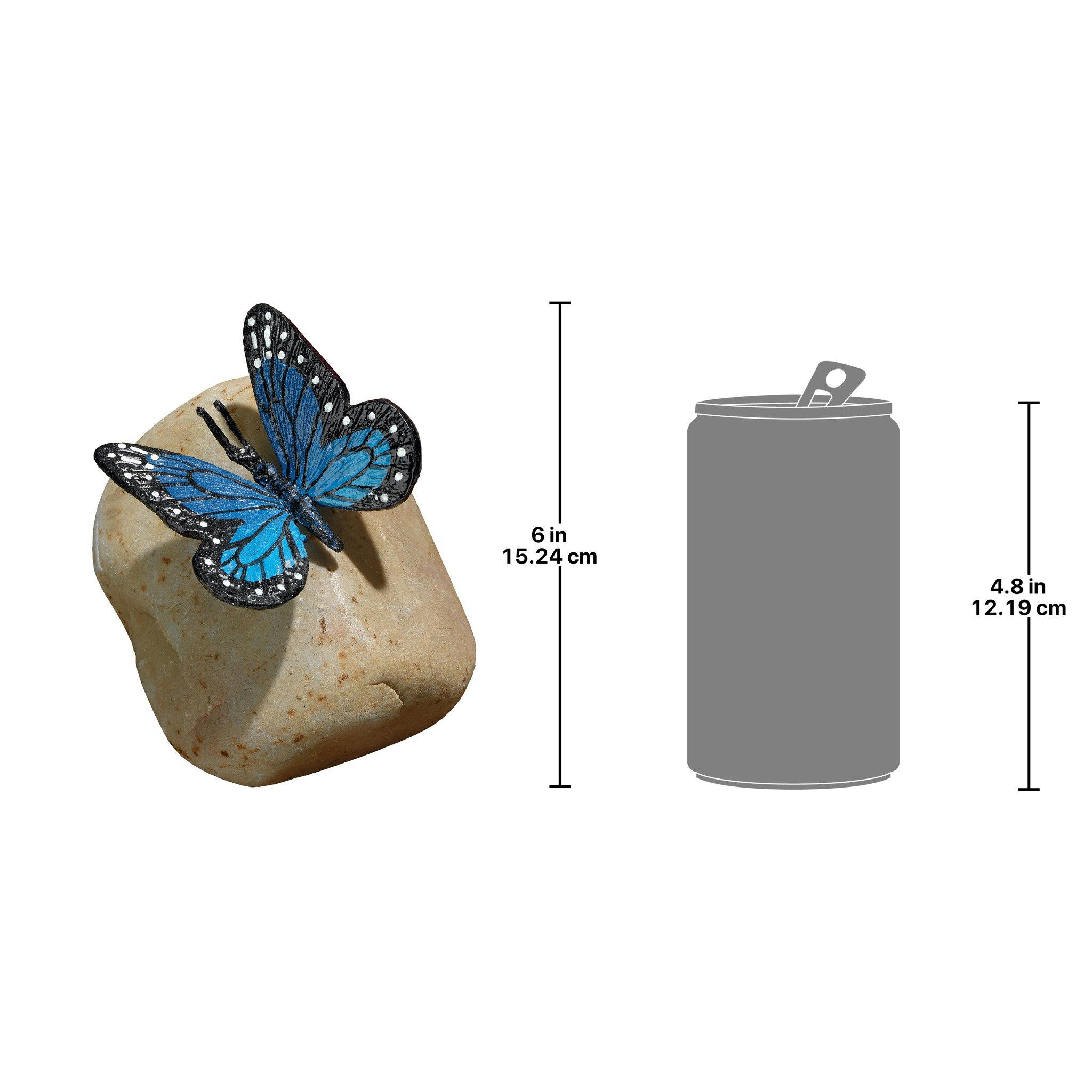 Toscano - Papilio Ulysses Butterfly on Rock Statue