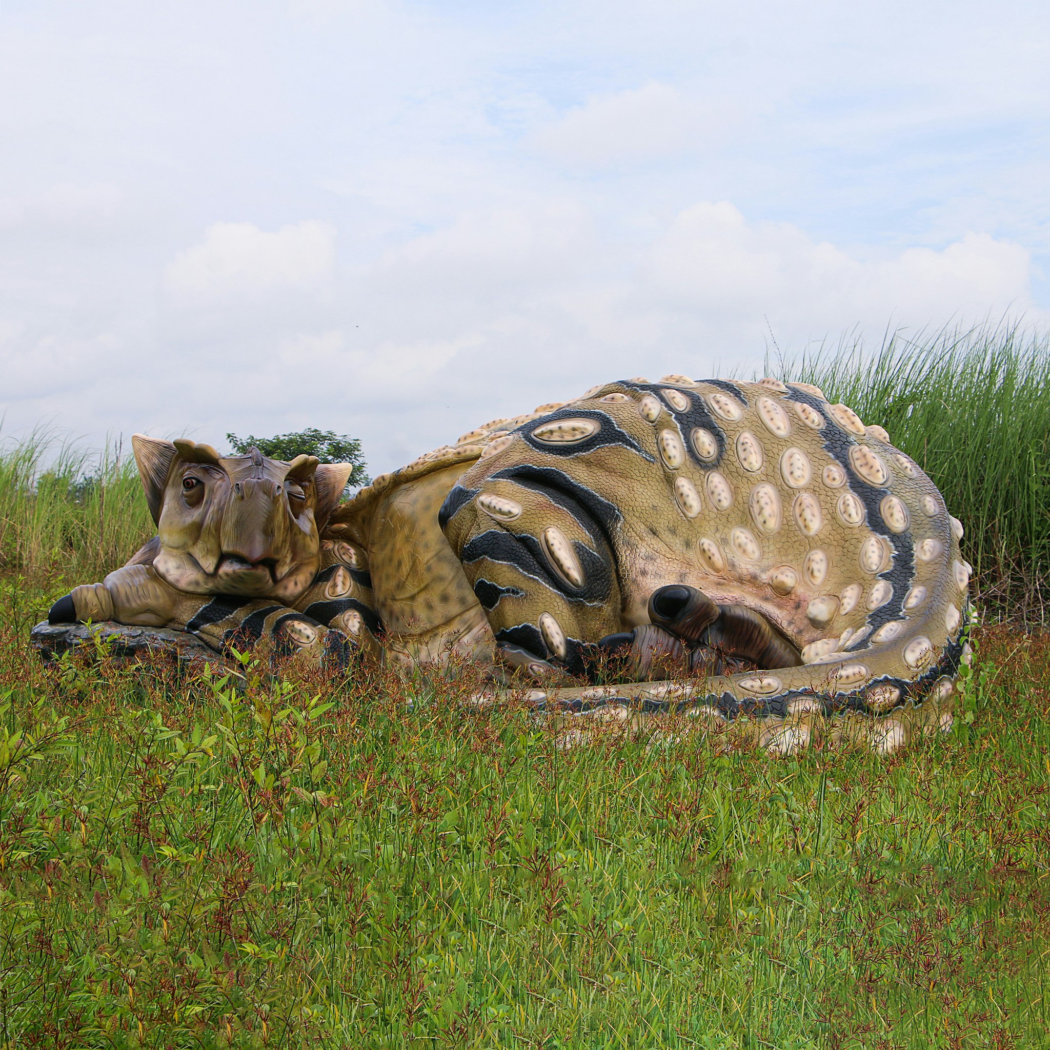 Toscano - Snoozing Giant Ankylosaurus Dinosaur Statue