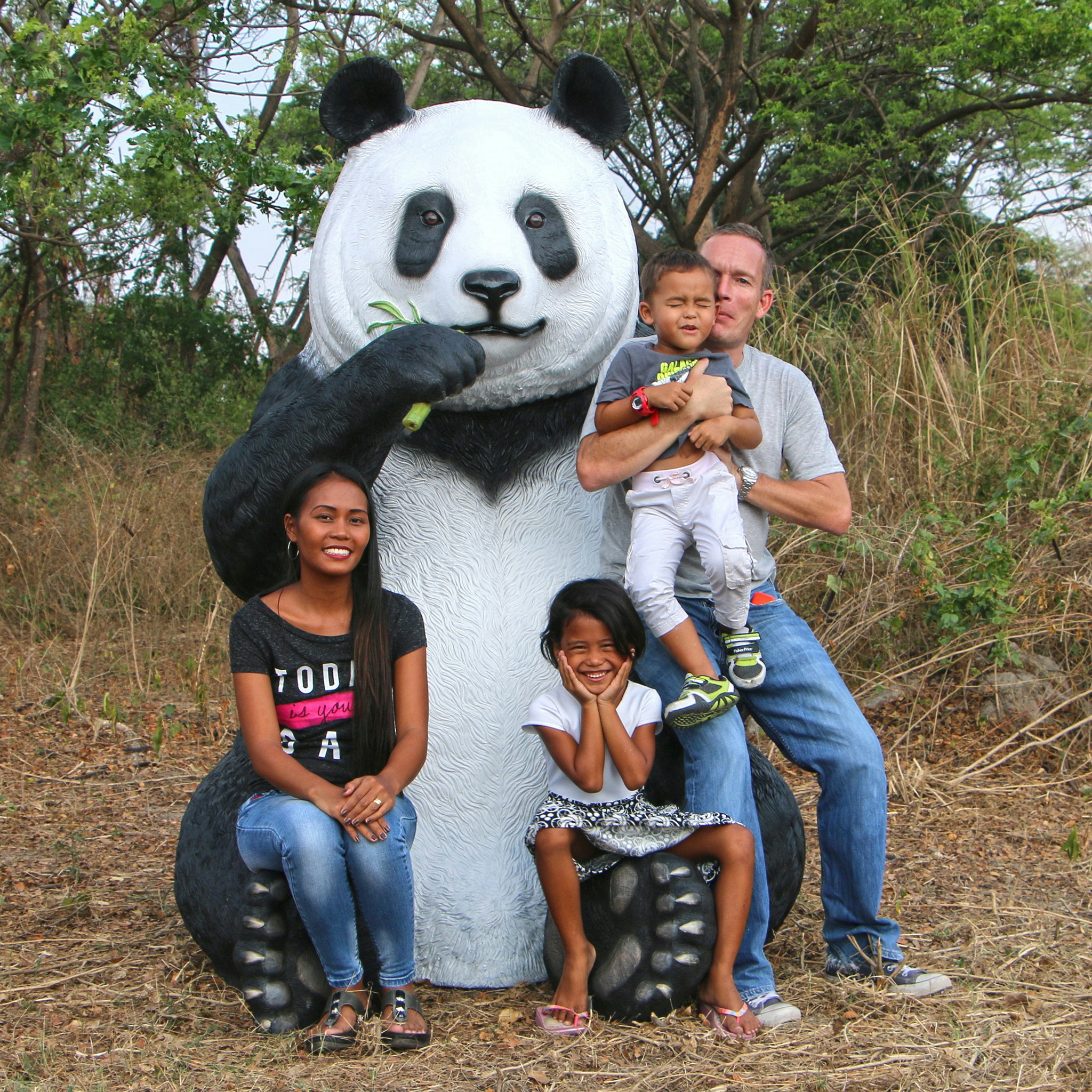 Toscano - Fantong Oversized Giant Panda Bear Statue with Photo Op Paw Seat