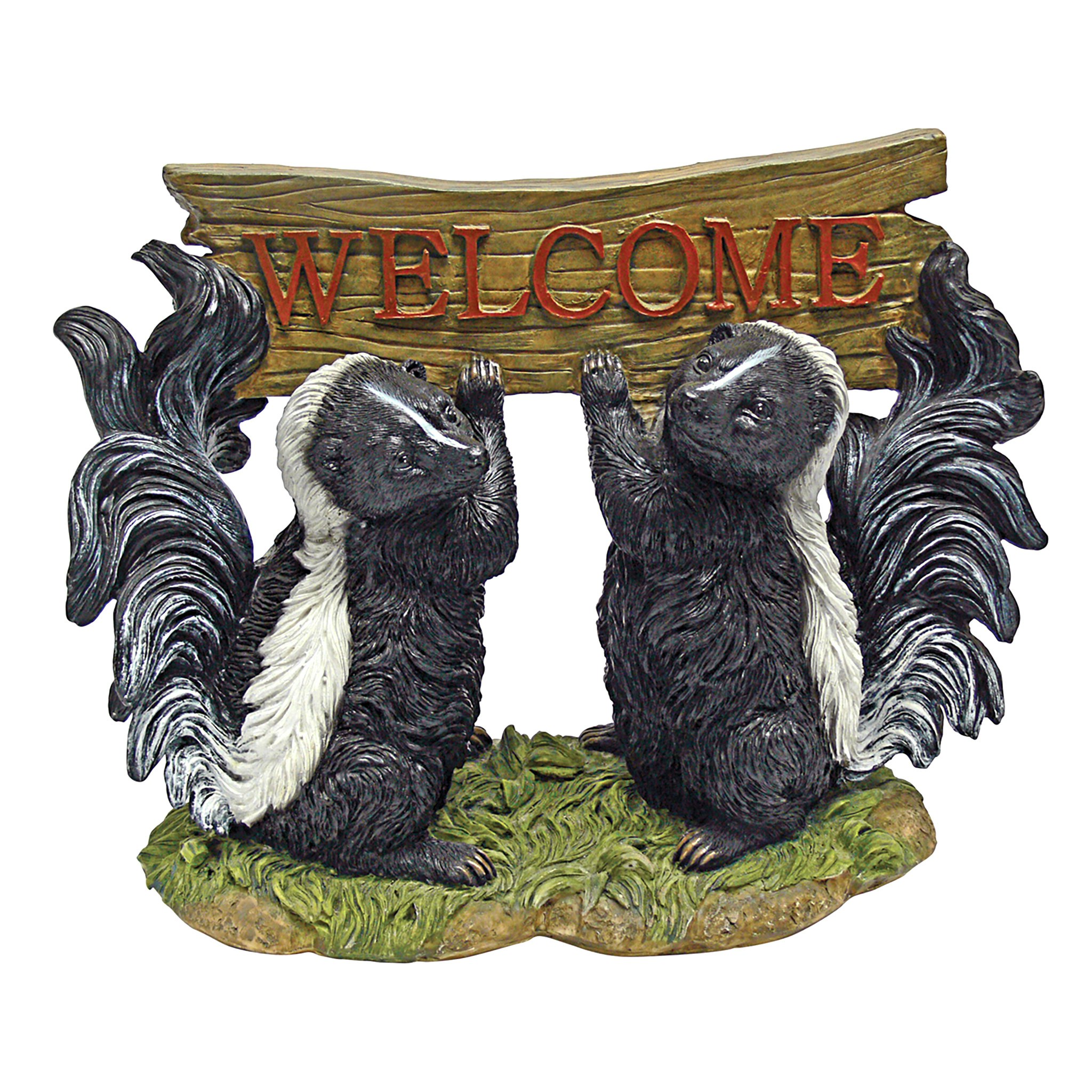 Toscano - Something is in the Air Skunk Welcome Sign Statue