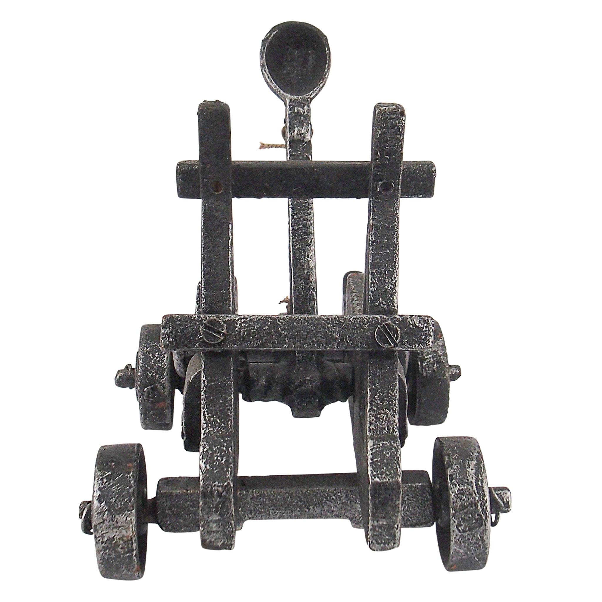 Toscano - Desk-Sized Catapult