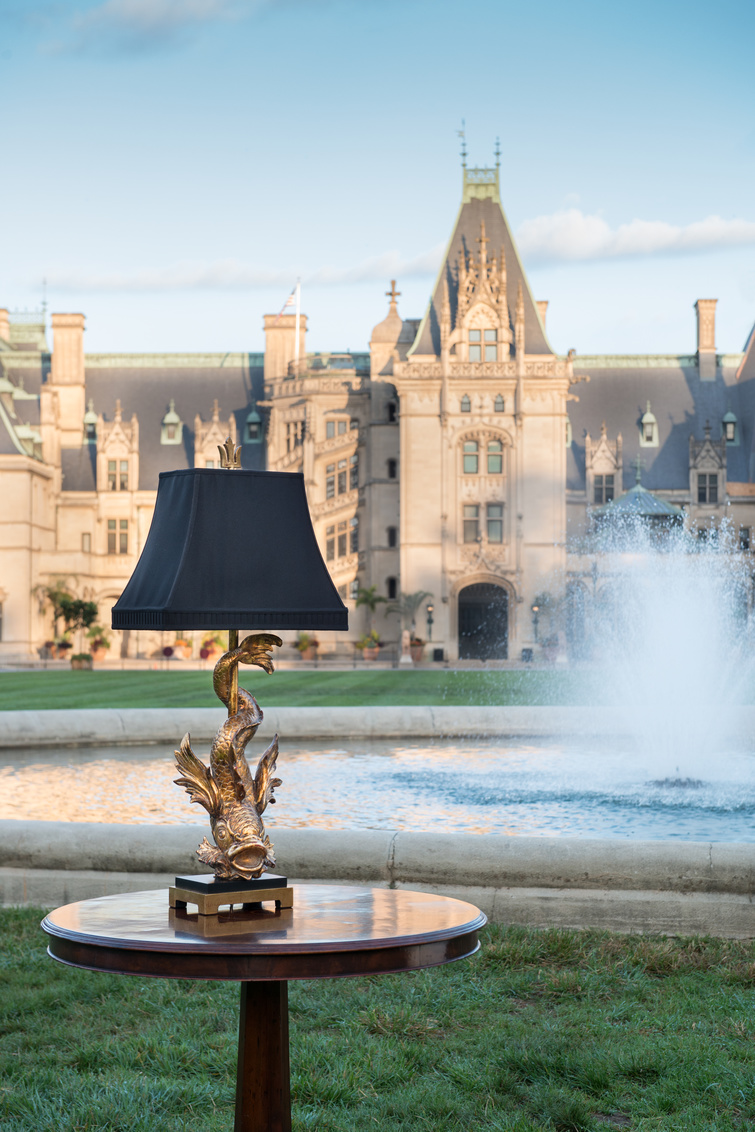 Wildwood Imperial Dragon Lamp - Gold/Black