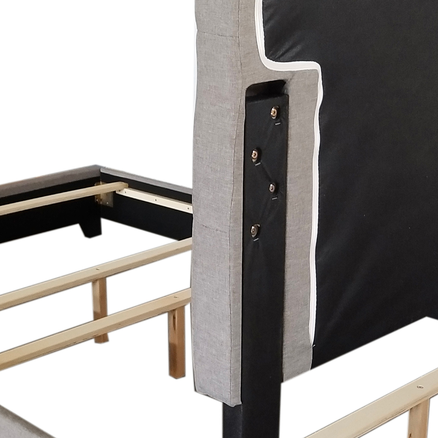 Worldwide Exton 60" Queen Bed - Light Gray